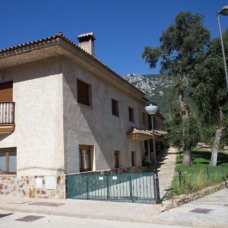 Residencial Los Robles Арройо-Фріо Екстер'єр фото
