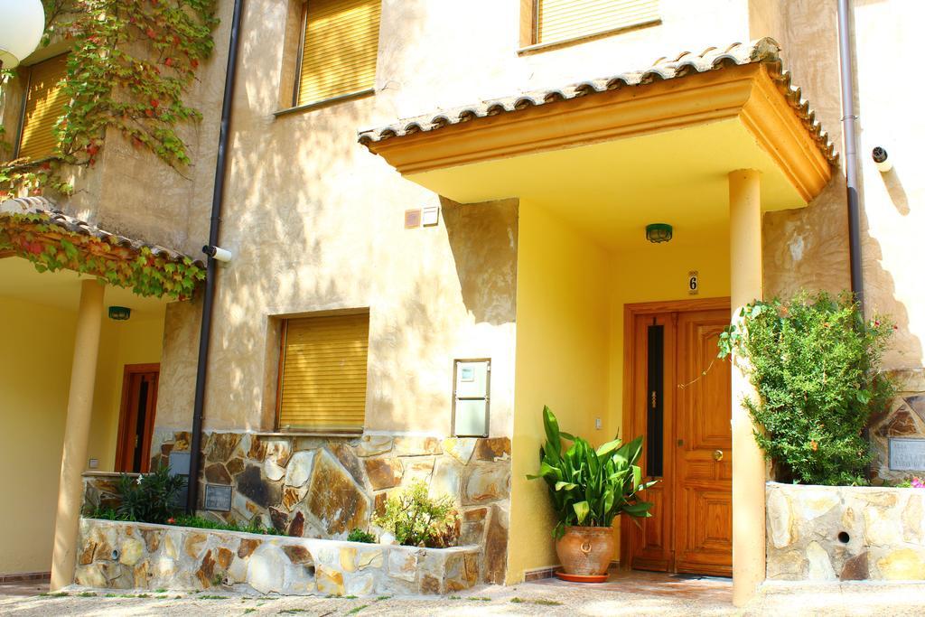 Residencial Los Robles Арройо-Фріо Номер фото