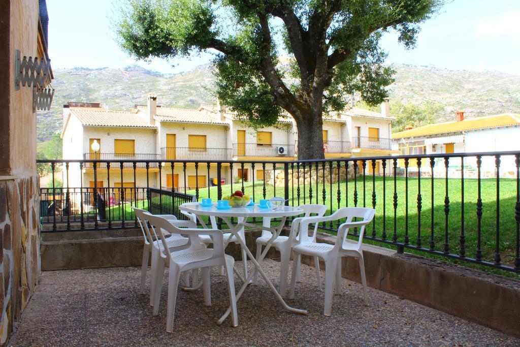 Residencial Los Robles Арройо-Фріо Номер фото