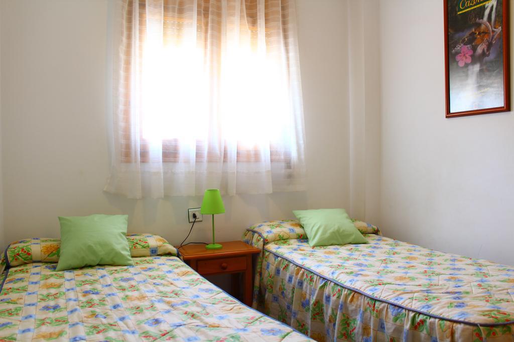 Residencial Los Robles Арройо-Фріо Номер фото