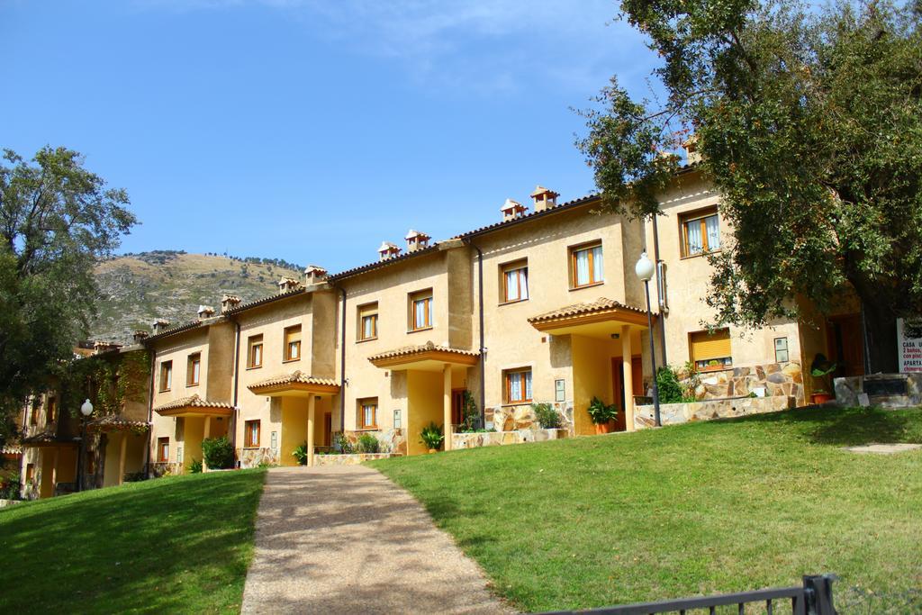 Residencial Los Robles Арройо-Фріо Екстер'єр фото